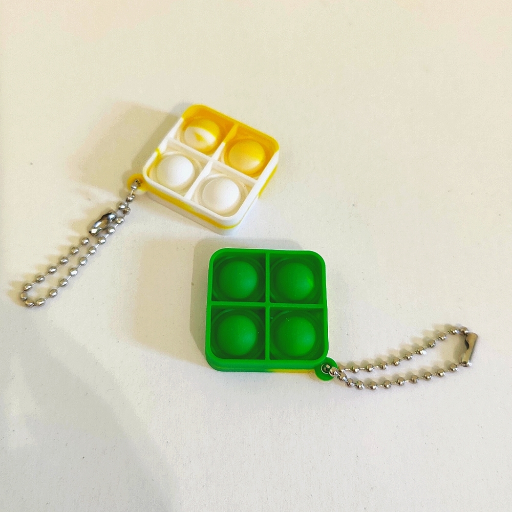 Kids Popit Keychains - 2 Pack!